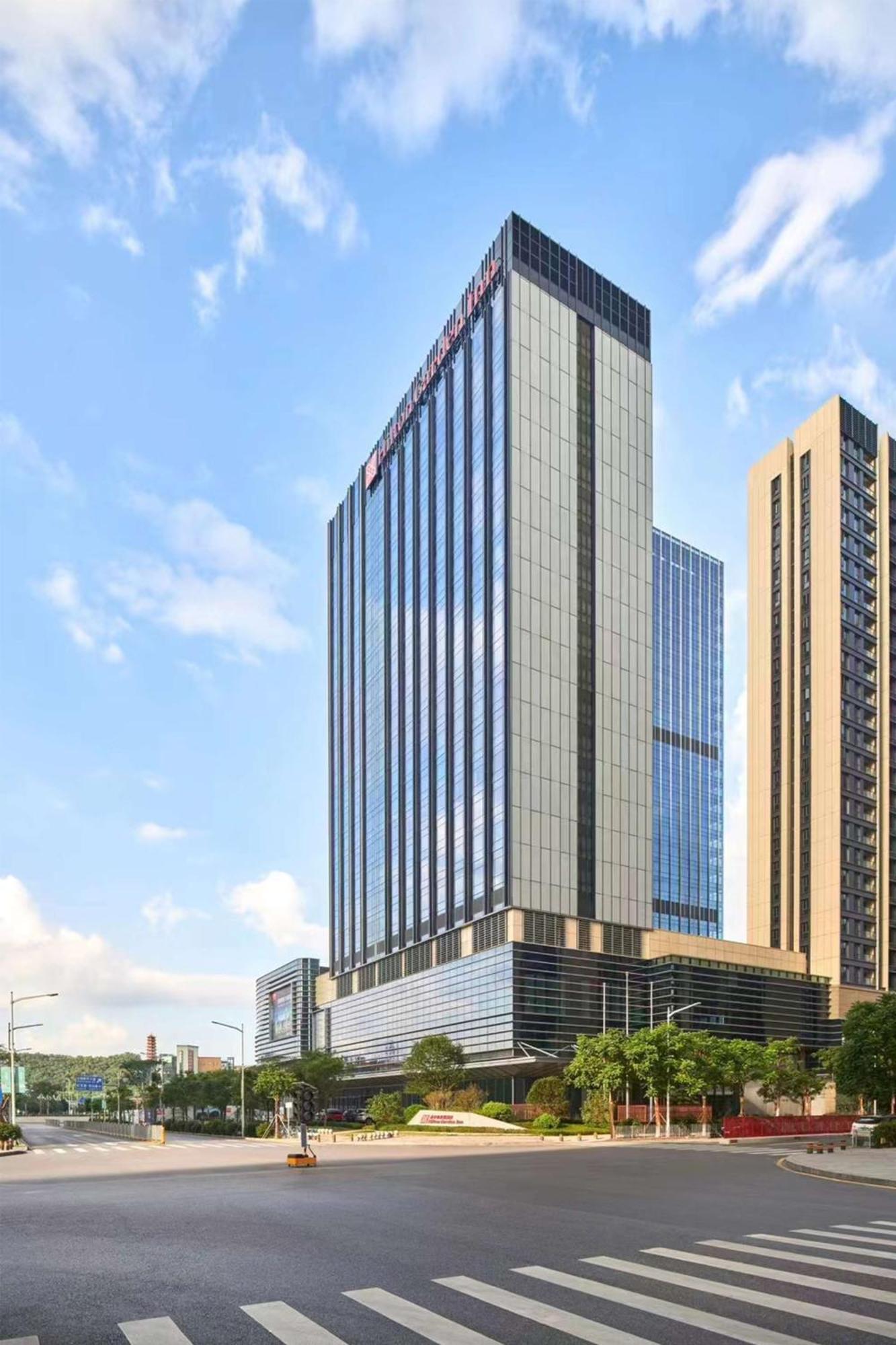 Hilton Garden Inn Shenzhen Guangming Екстериор снимка
